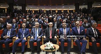 'Bilimsel Çalışma' ödülünü Cumhurbaşkanı Erdoğan'ın elinden aldı