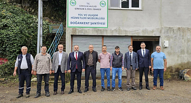 Erener, sürekli sahada