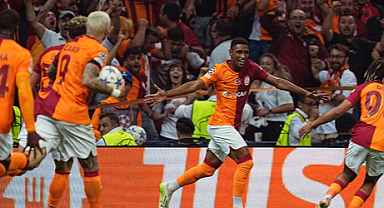 Galatasaray, Manchester United deplasmanında