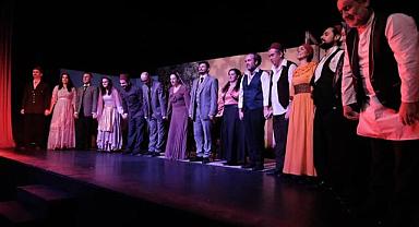 Giresun Belediyesi Şehir Tiyatrosu perdelerini yarın açıyor