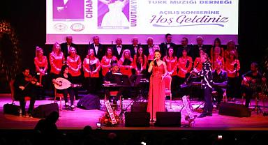 Giresun Bolahenk Türk Müziği Derneği konserle açıldı