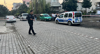 Hafif ticari aracın çarptığı çocuk hayata tutunamadı
