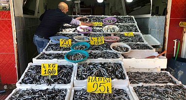 Hamside kampanya yaptı! Kasasını 250 TL'den satışa çıkardı