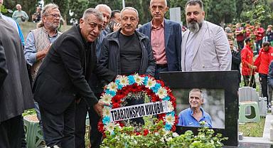 Kadir Özcan mezarı başında anıldı