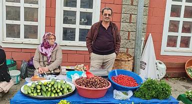 Kışın habercisi pazara indi