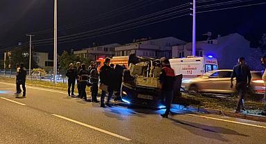 Samsun'da Otomobil Devrildi: 1'i Çocuk 3 Yaralı