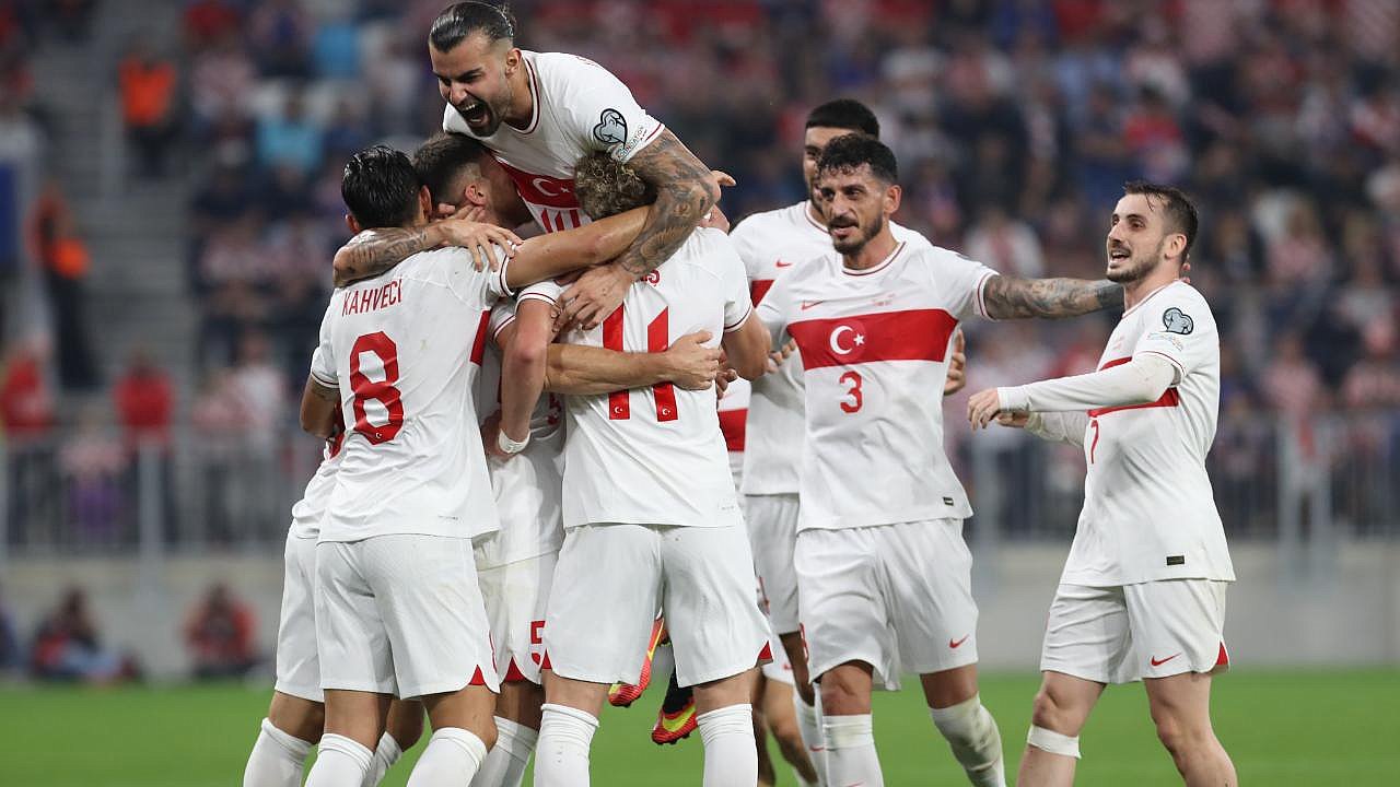 Türkiye tek yürek... Kazanırsak EURO 2025'teyiz Spor Giresun İleri