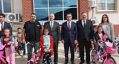Vali Serdengeçti bölge sorunlarının takipçisi olmayı sürdürüyor