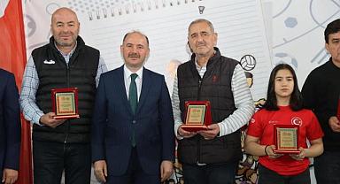 Vali Serdengeçti'den