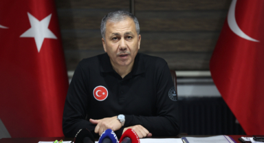 Bakan Yerlikaya, Zonguldak'ta İletişim Kesildiği Geminin Battığını Bildirdi