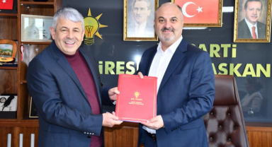 Başkan Karadere Adaylığını Açıkladı
