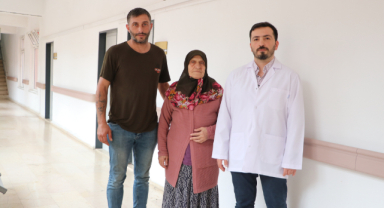 Boğazından 30 Santimetre Tiroit Kitlesi Çıktı