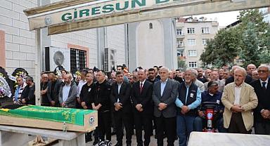 Giresun'da, İş İnsanı Uğur Larçın Dualarla Son Yolculuğuna Uğurlandı