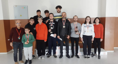 Giresun’da Zafer Taner Anısını Satranç İle Yaşattılar