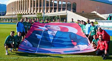 Giresunspor Atatürk'ü Saygıyla Andı