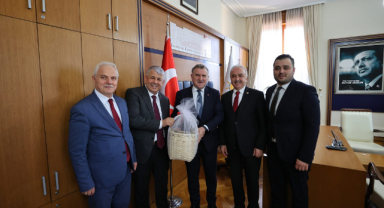 Bakan Aşkın Bak'tan Giresun'a Destek
