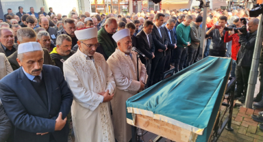 Dalgalara Kapılıp Kaybolan Öğrenci Toprağa Verildi
