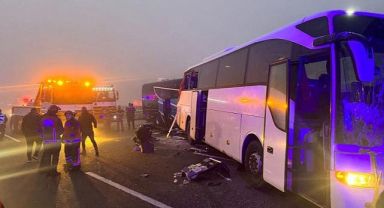 Otoyolda Can Pazarı: 11 Ölü 57 Yaralı