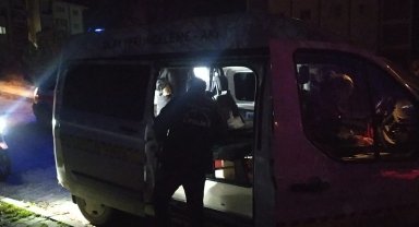Genç kadın evinde ölü bulundu