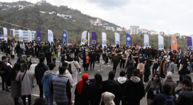 Giresun'daki Şenlikte 1 Ton Hamsi İkram Edildi