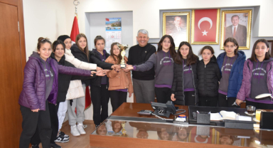 İl Birincilerinden Başkan Karadere’ye Teşekkür