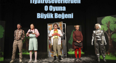 Minik Tiyatroseverlerden O Oyuna Büyük Beğeni