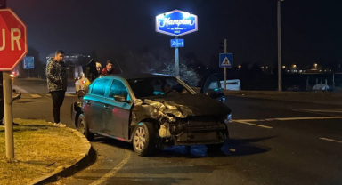 Tır Çarptığı Otomobili Devirdi: 1 Yaralı