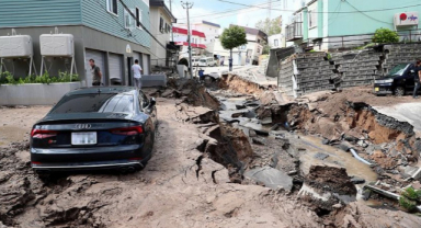7,6'lık Deprem Panik Yarattı!