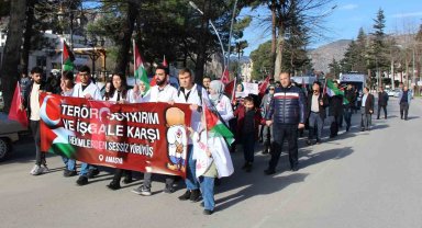 Amasya'da hekimler ve sağlık çalışanlarından İsrail vahşetine tepki
