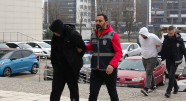 Apartman deposundan 35 bin liralık malzeme çaldılar   