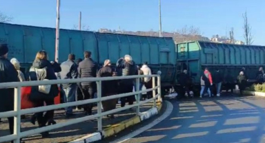 Ayrılan tren vagonları panik yarattı