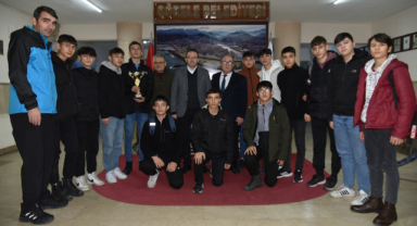 Futsal Şampiyonlarından Başkana Ziyaret