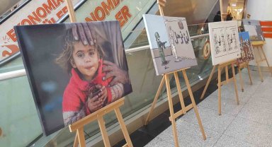 Gazze'deki dramı anlatan karikatür ve resim sergisi açıldı