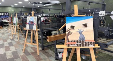 Giresun'da öğrenciler Tamzara dokumasını resimlerinde kullandı