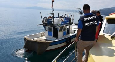 Karadeniz'de balıkçılara göz açtırılmıyor...