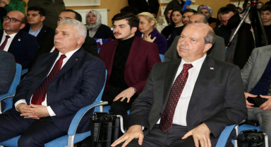 KKTC Cumhurbaşkanı Tatar, Trabzon'da üniversite öğrencileriyle bir araya geldi: