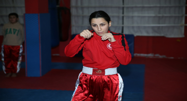 Milli wushucu Berna'nın yeni hedefi dünya şampiyonluğu