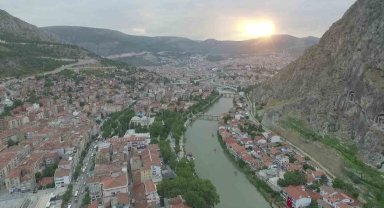 O ilde kamuda mesai saatleri değişti!
