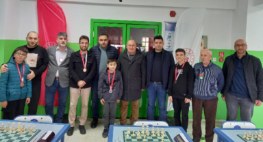 Satranç tutkunları Şebinkarahisar'da buluştu