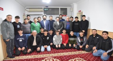 Tengir "İlim olmadan hiçbir şey olmaz."