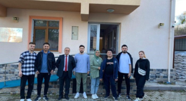 Üniversite öğrencilerinden köy okuluna renkli dokunuş