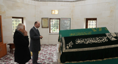 Vali Serdengeçti, Piraziz'deydi