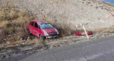 Virajı Alamadı Takla Atarak Karşı Şeride Geçti!
