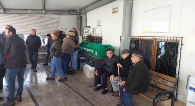 Yeğenini vurup intihar eden amca toprağa verildi