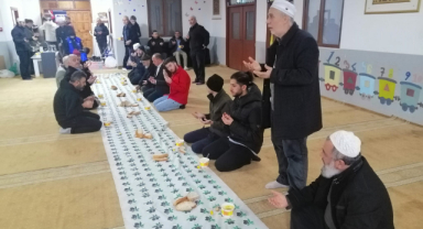 Yeni Yılın İlk Sabahında Mescidi Aksa Camii'nde Buluştular