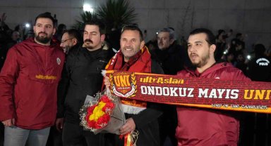 Galatasaray'a Samsun'da coşkulu karşılama