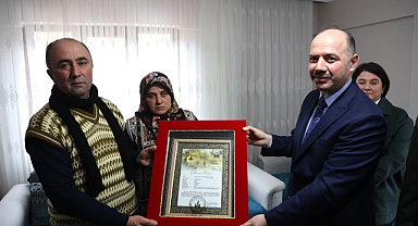 Giresunlu Şehit Köroğlu'nun şehadet belgesi ailesine teslim edildi