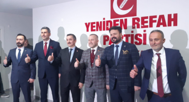 Keşap Belediye Başkanı Emür, YRP'den aday oldu