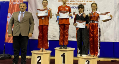 Kick Boks Şampiyonasında Giresun'un gururu oldular