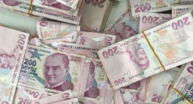 Mevduat Faizleri 22 Yılın Zirvesine Çıktı: Enflasyonla Yarış Başladı